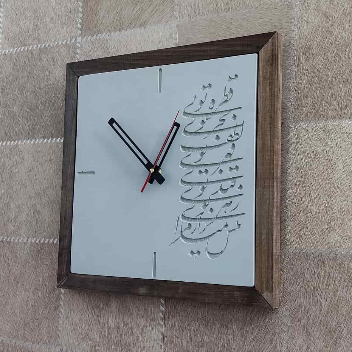 ساعت بتنی دیواری